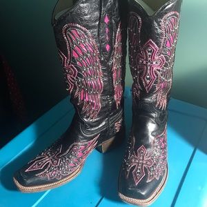 Corral boots Black Pink Wing & Cross - Size 9M.